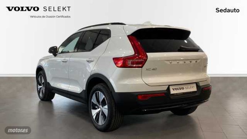 volvo xc40 2023 / 25.937km. foto grande (2)