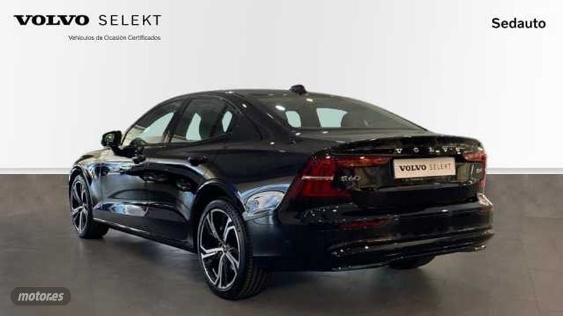 volvo s60 2024 / 11.057km. foto grande (2)