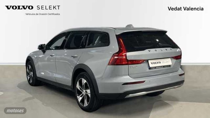 volvo v 60 2023 / 15.112km. foto grande (2)