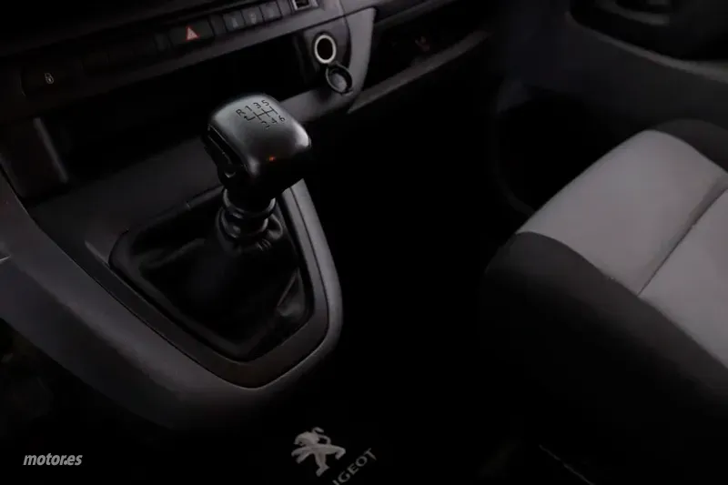 Peugeot Expert - foto 14