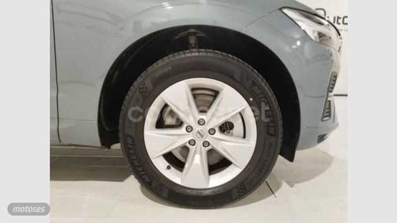 volvo xc 60 2023 / 21.500km. foto grande (3)