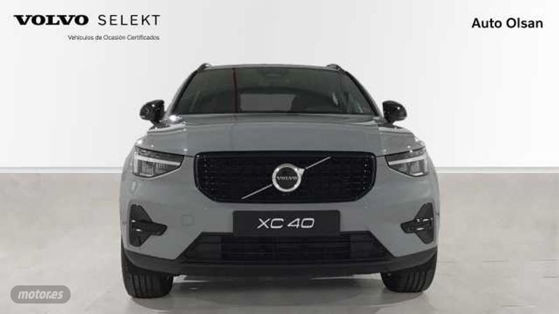 volvo xc40 2025 / 5km. foto grande (2)