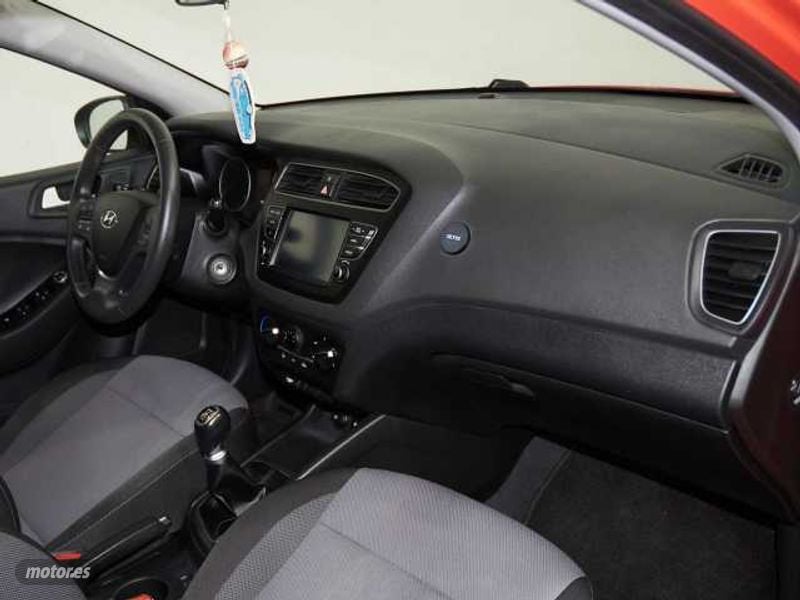 hyundai i20 2020 / 54.200km. foto grande (3)