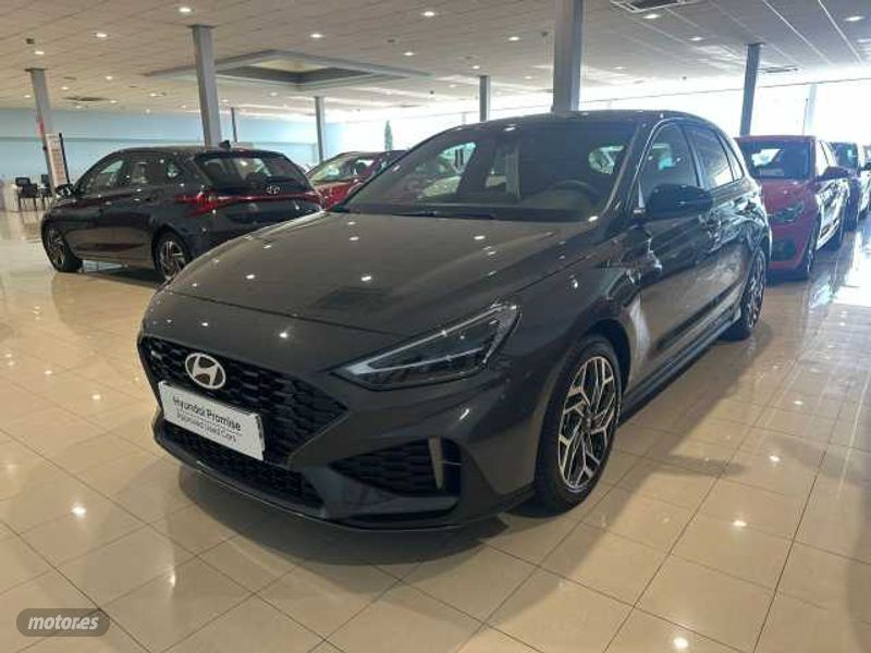 Hyundai i30 1.0 TGDI N Line DT 100 de 2024 con 2.806 Km por 24.900 EUR. en Almeria