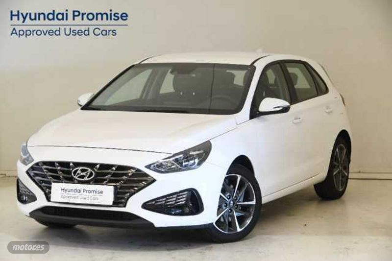 Hyundai i30 1.5 DPI Klass SLX 110 de 2024 con 11.569 Km por 20.200 EUR. en Baleares