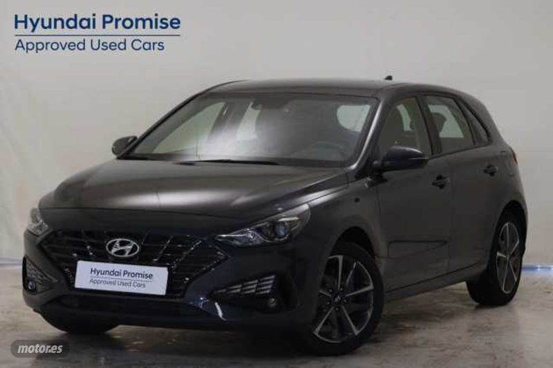 Hyundai i30 1.5 DPI Klass SLX 110 de 2022 con 14.118 Km por 19.000 EUR. en Baleares