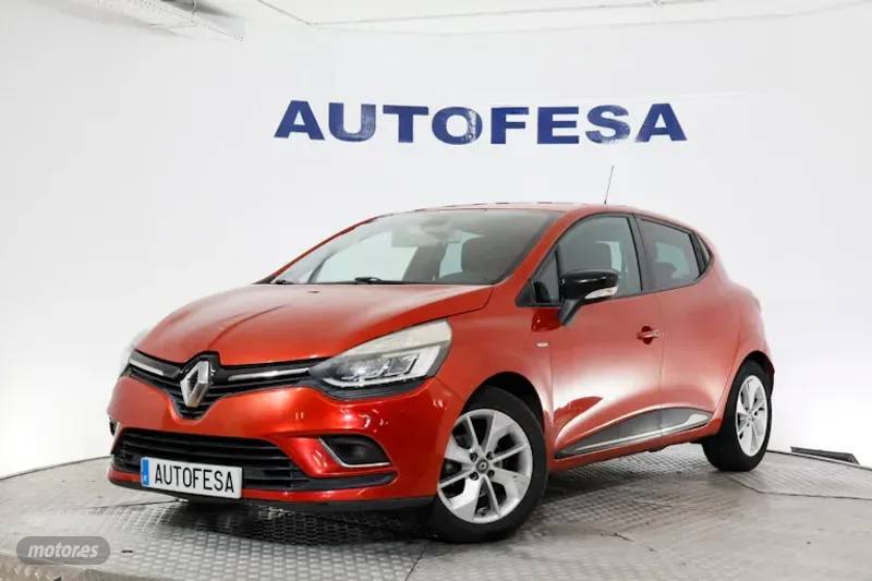 Foto renault clio 2017 / 122.000km.