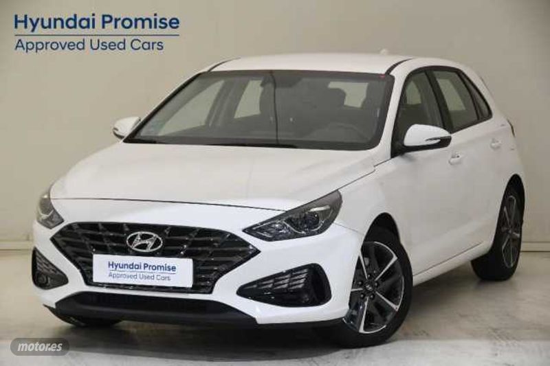 Hyundai i30 1.5 DPI Klass SLX 110 de 2024 con 9.541 Km por 20.400 EUR. en Baleares