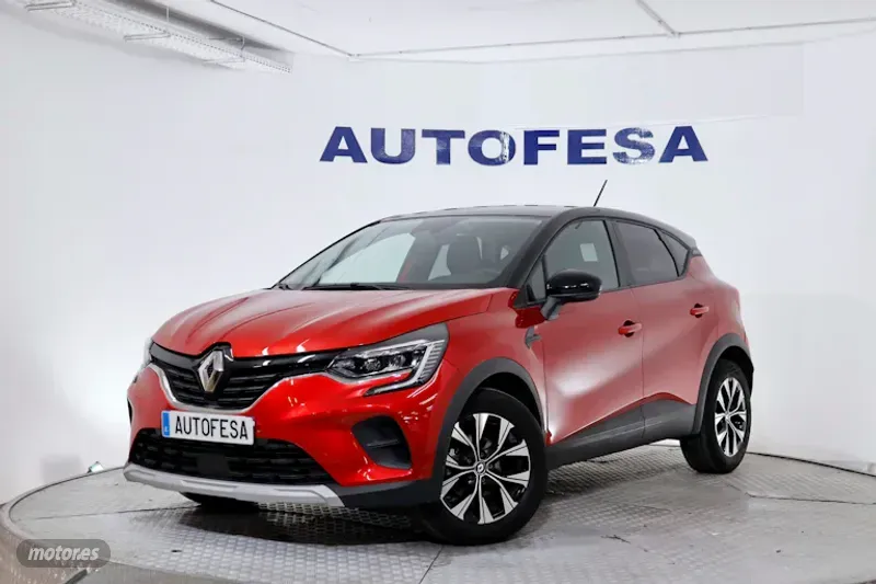 Foto renault captur 2023 / 18.600km.