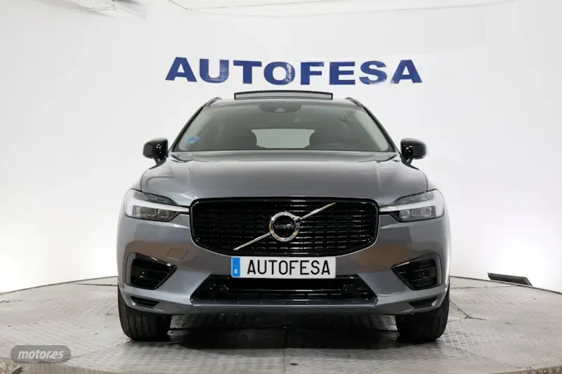 volvo xc 60 2021 / 93.000km. foto grande (2)