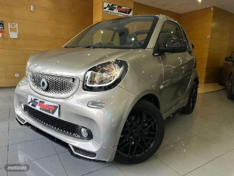 smart fortwo cabrio 2018 / 14.000km. foto grande (1)