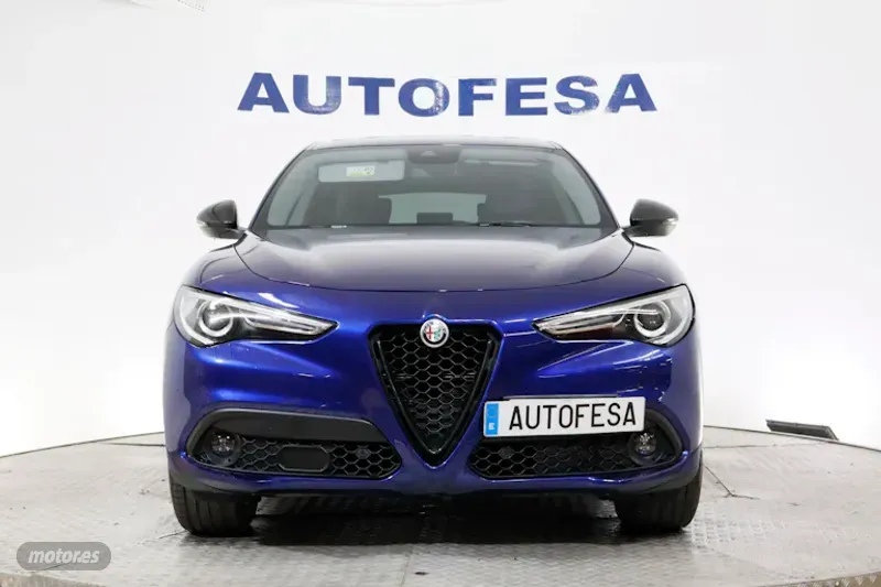 alfa romeo stelvio 2021 / 125.000km. foto grande (2)