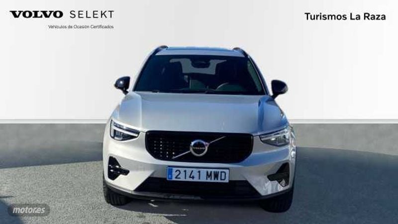 volvo xc40 2024 / 1.876km. foto grande (3)