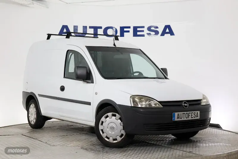 opel combo 2004 / 243.900km. foto grande (3)