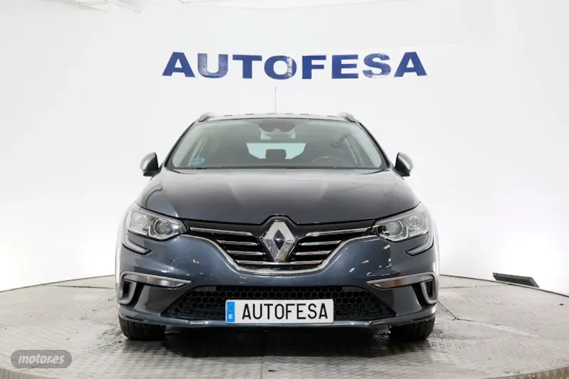 renault megane 2018 / 140.900km. foto grande (2)