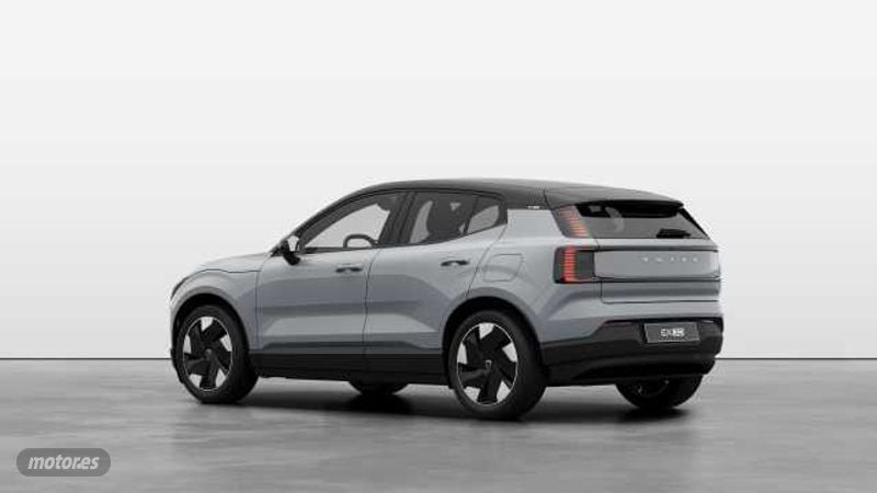 volvo ex30 2025 / 1km. foto grande (3)