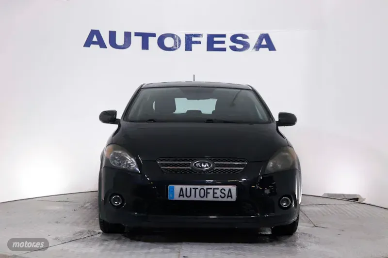 kia ceed 2009 / 276.100km. foto grande (2)
