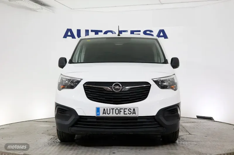 opel combo 2021 / 75.900km. foto grande (2)