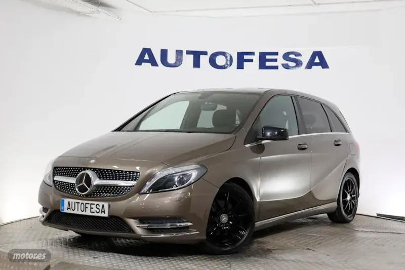 Foto mercedes clase b 2013 / 144.000km.