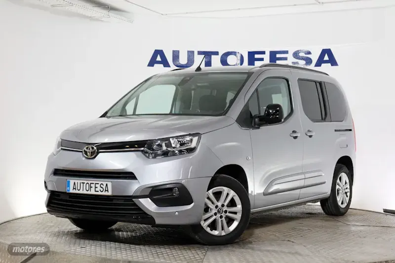 Foto toyota proace verso 2024 / 20.400km.