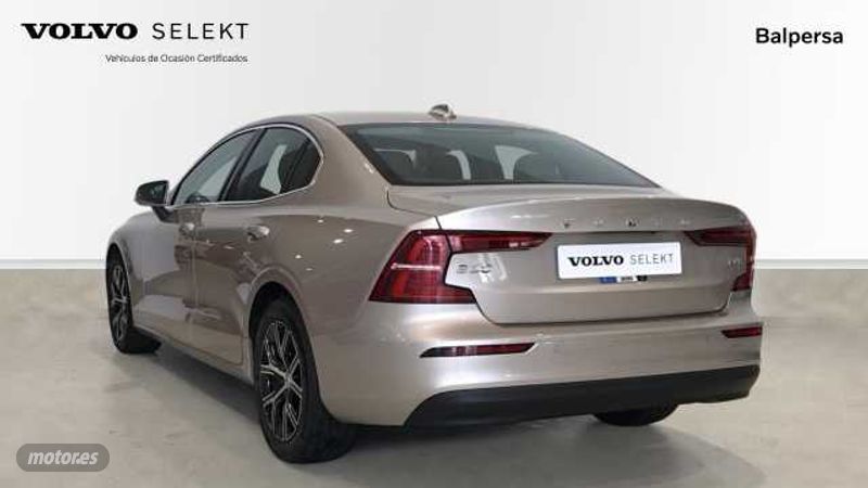 volvo s60 2024 / 13.059km. foto grande (2)