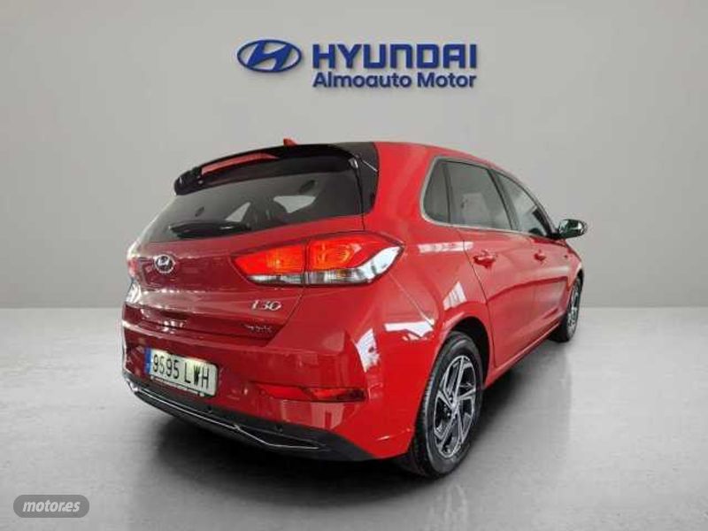 hyundai i30 2022 / 68.000km. foto grande (2)