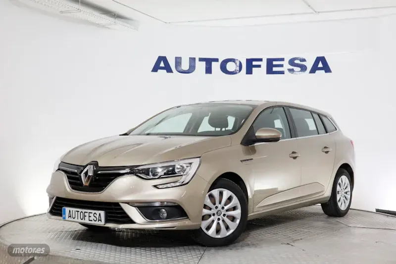 Foto renault megane 2017 / 114.200km.