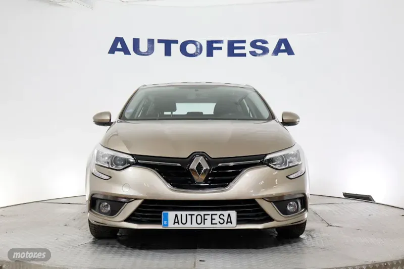 renault megane 2017 / 114.200km. foto grande (2)