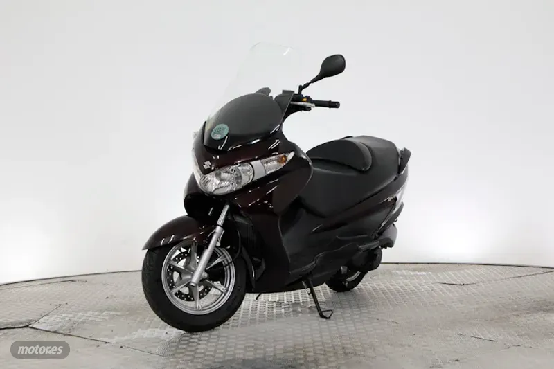 suzuki burgman 2012 / 16.000km. foto grande (2)