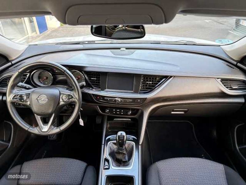 opel insignia 2021 / 66.000km. foto grande (2)