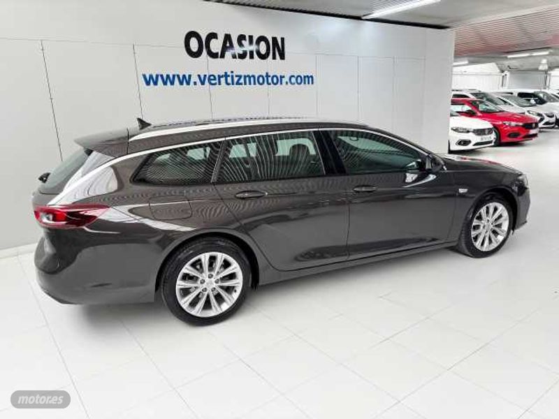 opel insignia 2021 / 51.000km. foto grande (3)