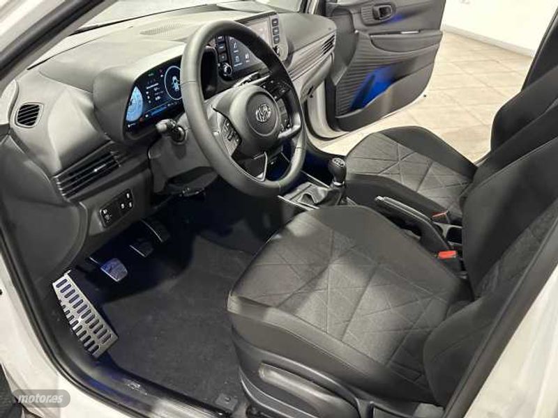 hyundai bayon 2024 / 8.037km. foto grande (3)