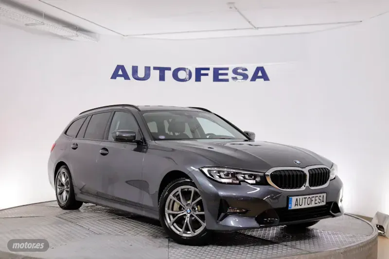 bmw serie 3 2021 / 51.200km. foto grande (3)