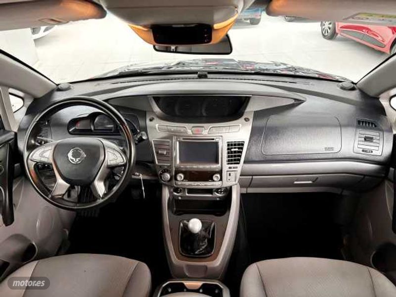 ssangyong rodius 2016 / 125.000km. foto grande (2)