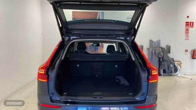 volvo xc 60 2024 / 29.747km. foto grande (3)