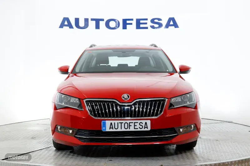 skoda superb 2018 / 137.000km. foto grande (2)