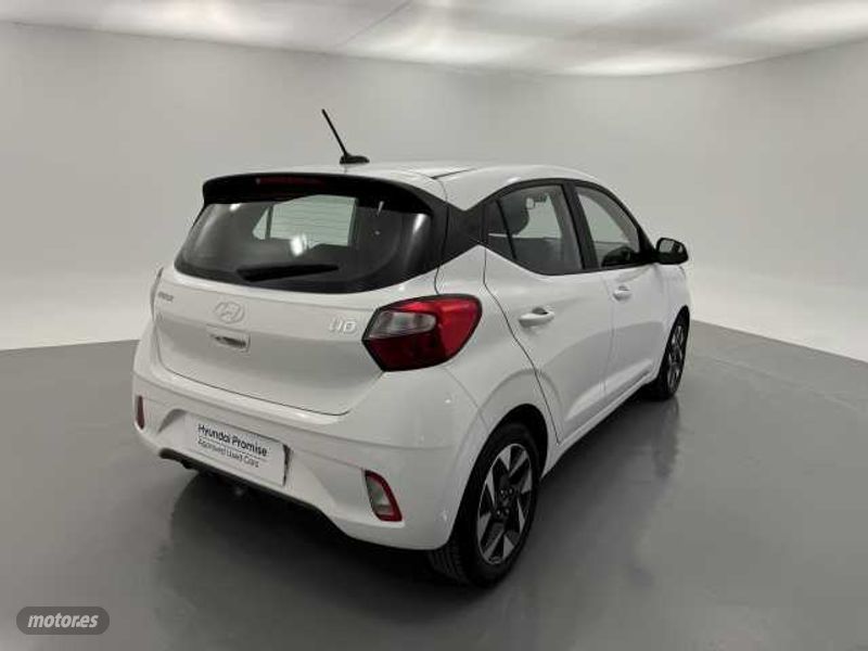 hyundai i10 2023 / 10.100km. foto grande (2)