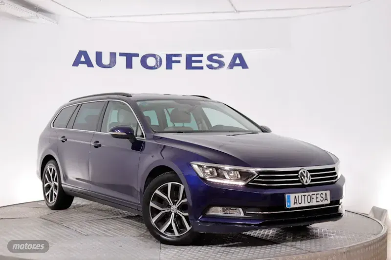 volkswagen passat 2019 / 112.700km. foto grande (3)