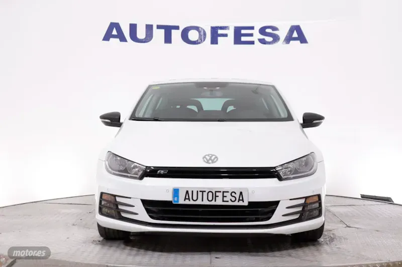 volkswagen scirocco 2016 / 124.500km. foto grande (2)