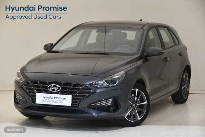 Foto hyundai i30 2024 / 12.050km.