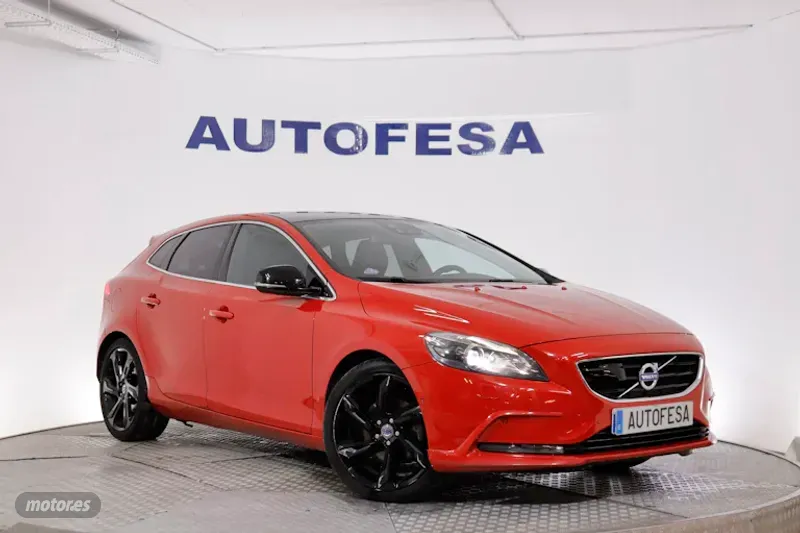 volvo v 40 2012 / 125.000km. foto grande (3)