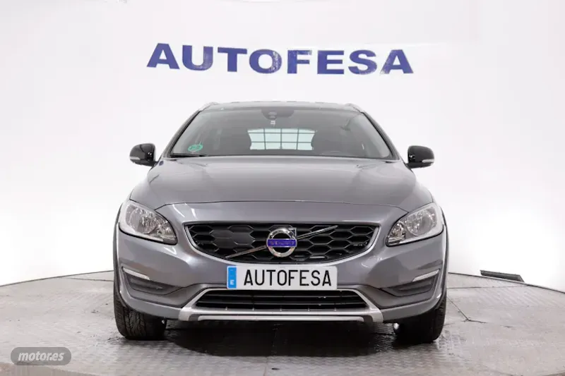 volvo v 60 2015 / 69.500km. foto grande (2)