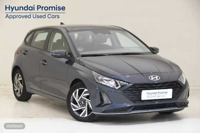 hyundai i20 1.2 mpi klass de 2024 con 8.099 km por 17.490 eur. en tarragona foto grande (2)