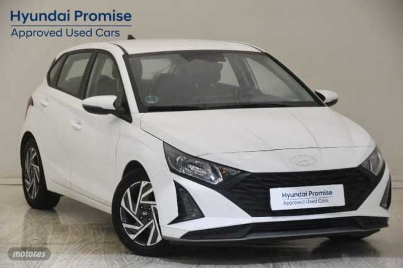 hyundai i20 1.2 mpi klass de 2024 con 13.339 km por 17.490 eur. en tarragona foto grande (2)