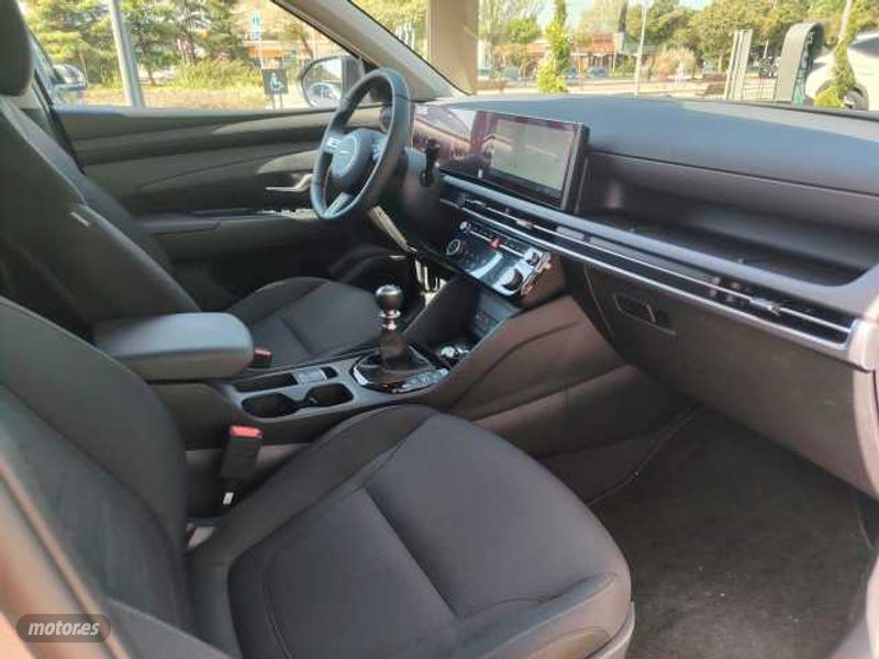 hyundai tucson 1.6 t 48v maxx de 2025 con 691 km por 30.680 eur. en madrid foto grande (3)