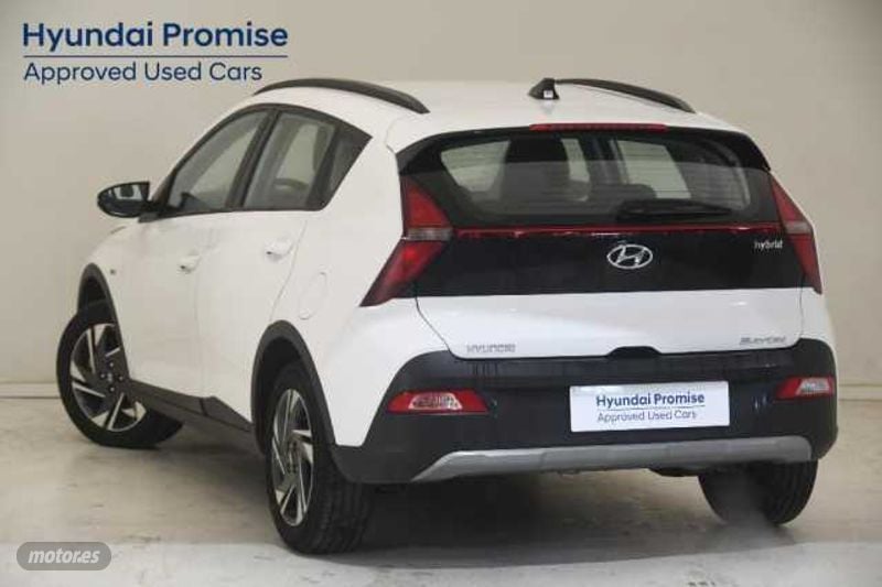 hyundai bayon 1.0 tgdi 48v maxx de 2024 con 19.983 km por 17.900 eur. en girona foto grande (3)