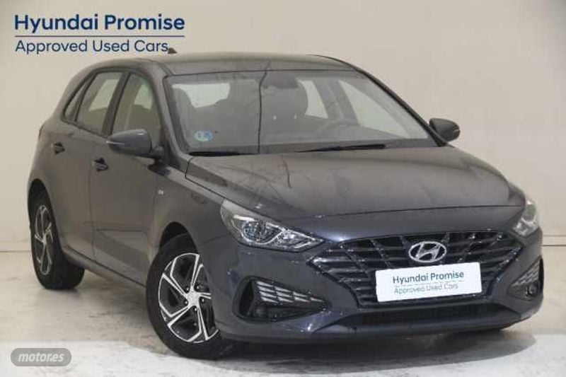 hyundai i30 1.0 tgdi klass lr 48v 120 de 2024 con 18.258 km por 20.990 eur. en avila foto grande (2)