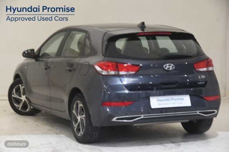hyundai i30 1.0 tgdi klass lr 48v 120 de 2024 con 18.258 km por 20.990 eur. en avila foto grande (3)