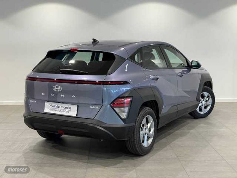 hyundai kona 1.6 gdi maxx dt de 2024 con 13.500 km por 28.500 eur. en barcelona foto grande (2)