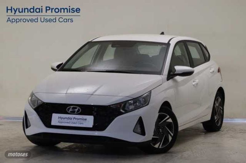 Hyundai i20 2022 elevalunas electricos  de segunda mano - Hyundai i20 1.0 TGDI Klass 100 de 2021 con 38.953 Km por 15.900 EUR. en Girona